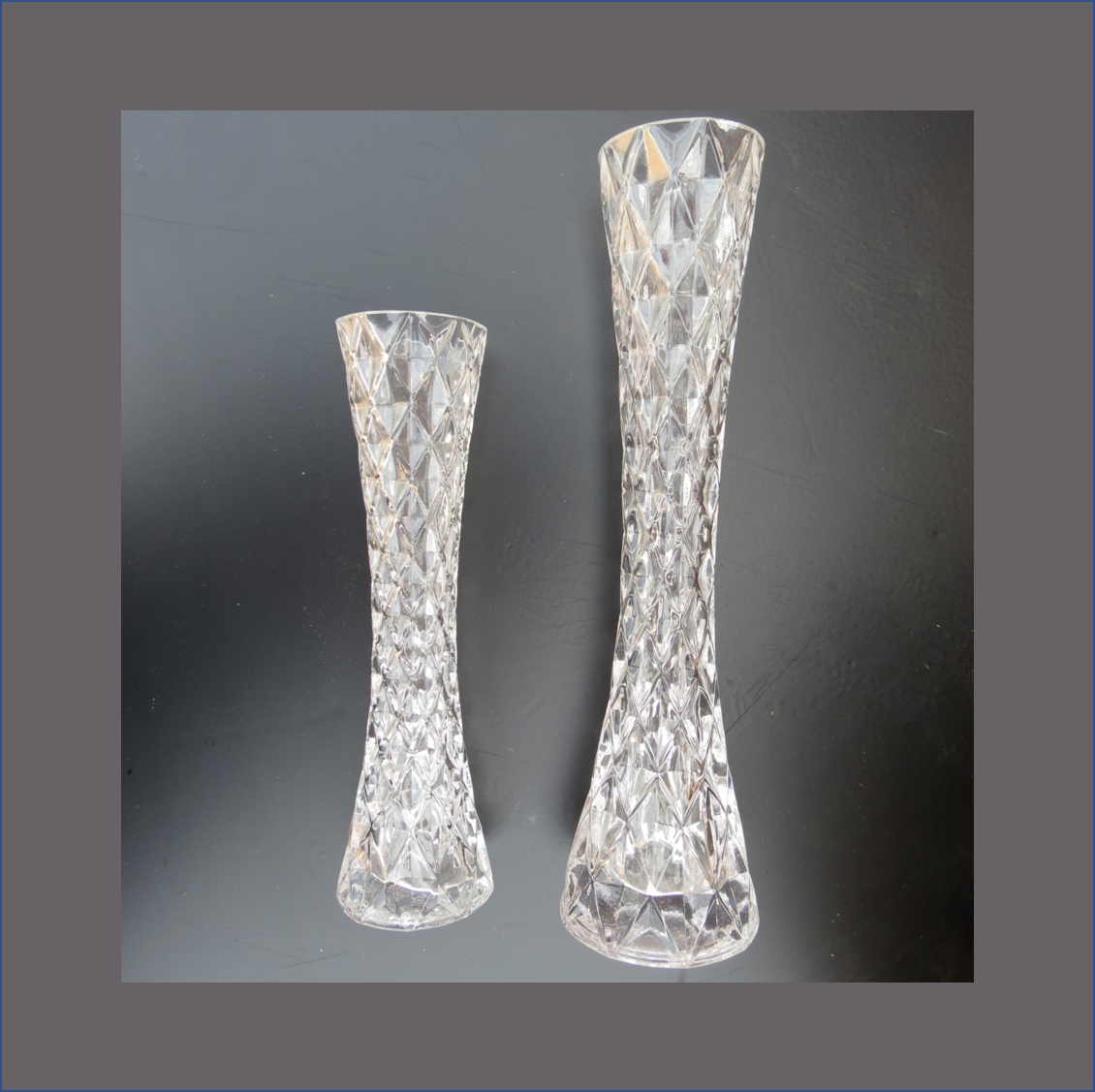 hourglass-cut-crystal-vase